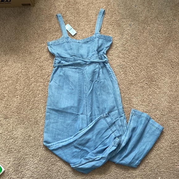 NWT Size 0P Chambray LOFT Button Jumpsuit - Picture 4 of 4